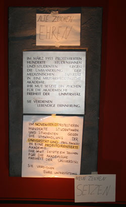 gedenktafel-250x412-carsten_schoenebeck gedenktafel-250x412-carsten_schoenebeck